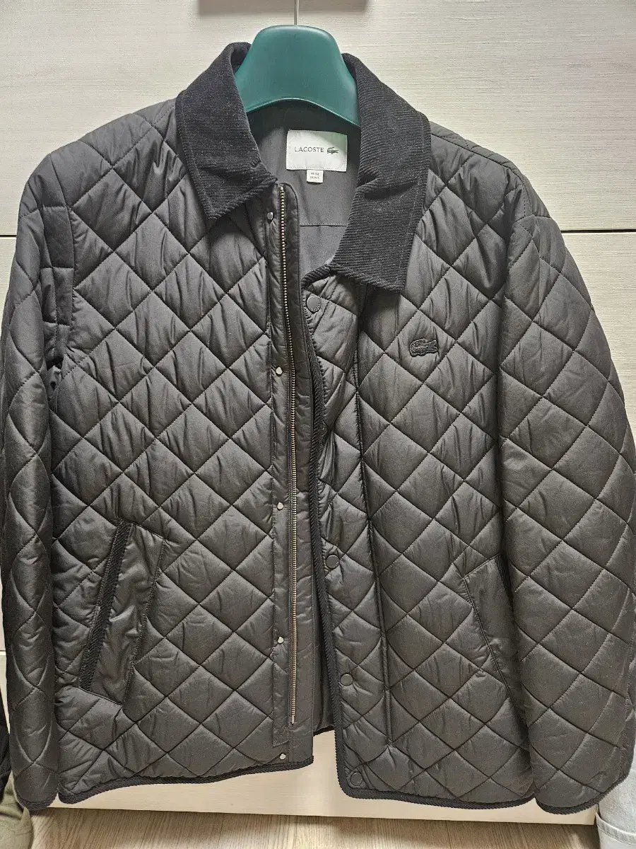 Lacoste Black Quilted BH570E size 52 sells