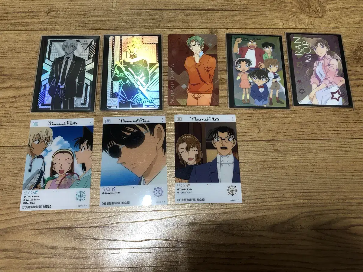 Detective Conan kard sells merchandise bulk.