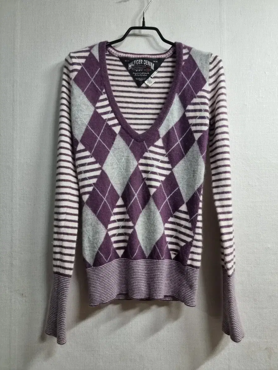 * Tommy Hilfiger wool blend knit