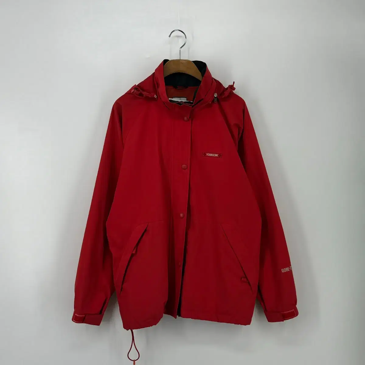 YOUNGONE 영원 바람막이 점퍼 아웃도어 (90 size / RED)