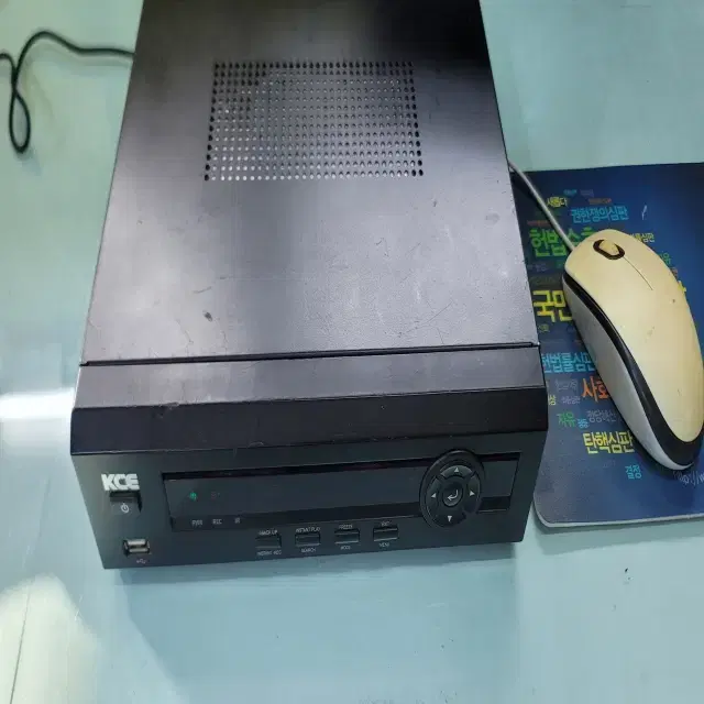 KCE CCTV 녹화기 아나로그 4채널 K3-H400 DVR