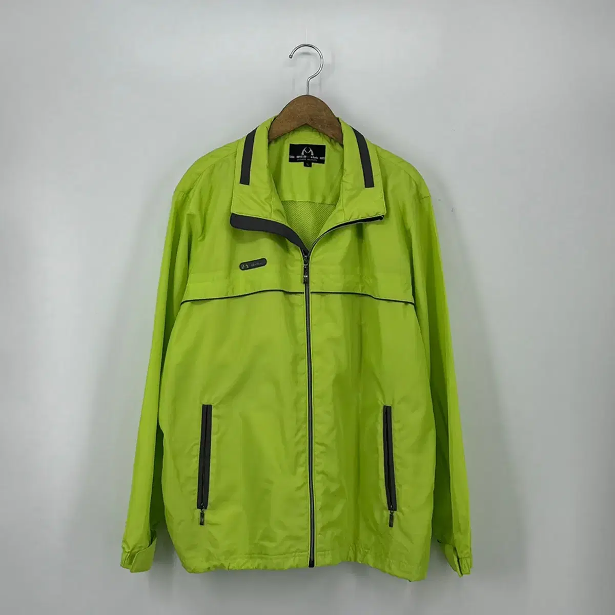 MEDX CLUB 바람막이 점퍼 (L size / LIME)