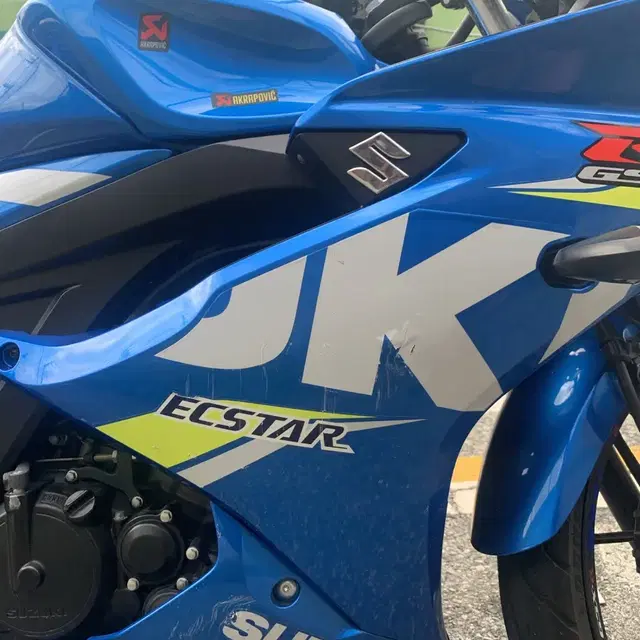 부산 스즈키 gsx-r125 (12000km)