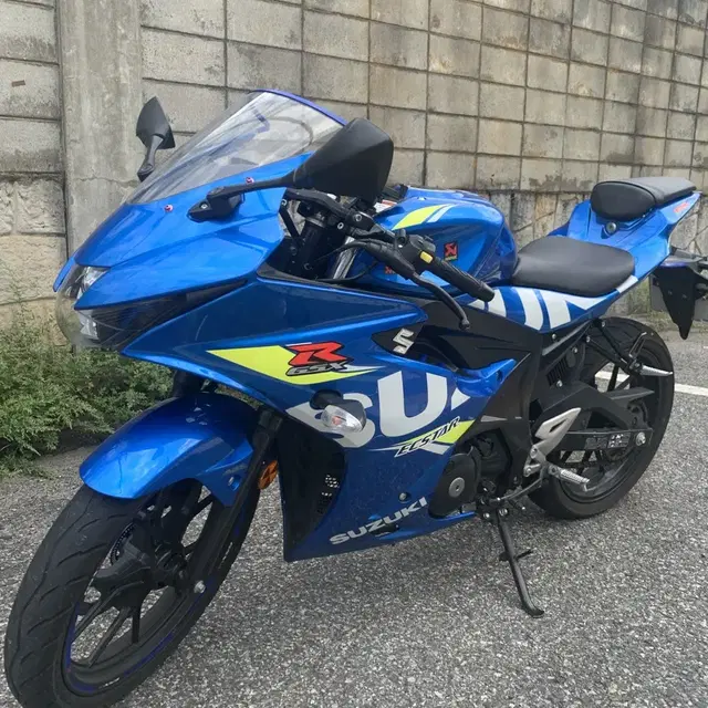 부산 스즈키 gsx-r125 (12000km)