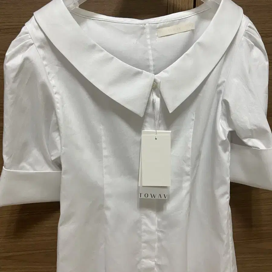 Towav 토와브 Cariv Collar Shirt