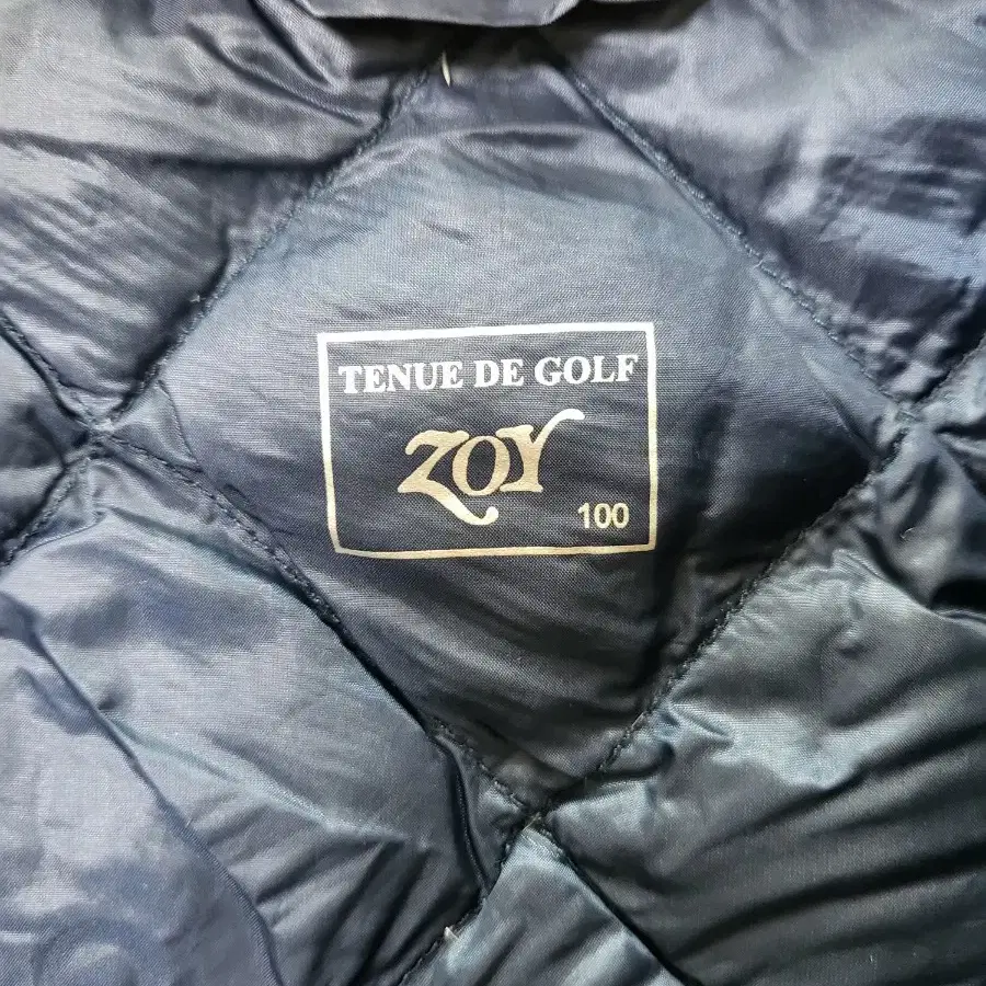 tenue de golf zoy 구스 패딩 조끼  100