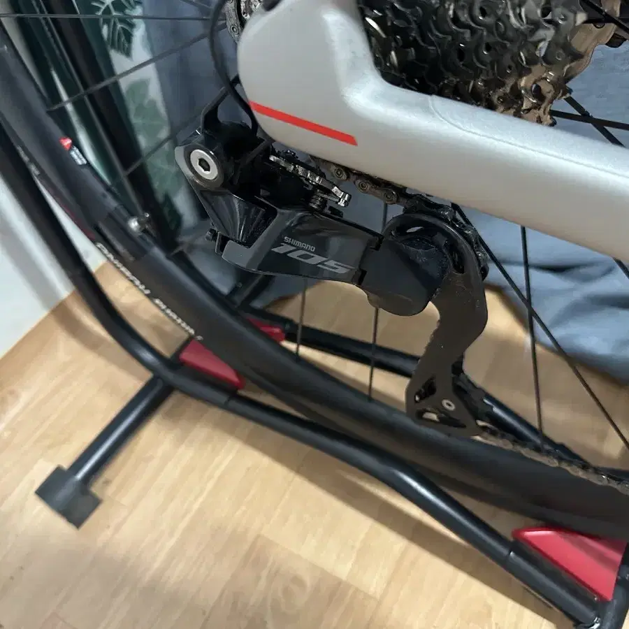 BMC SLR 105전동& 카본휠셋 업글 컨디션 최상 105 클릿 급처