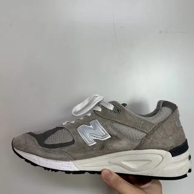 290) 뉴발란스 990v2 그레이