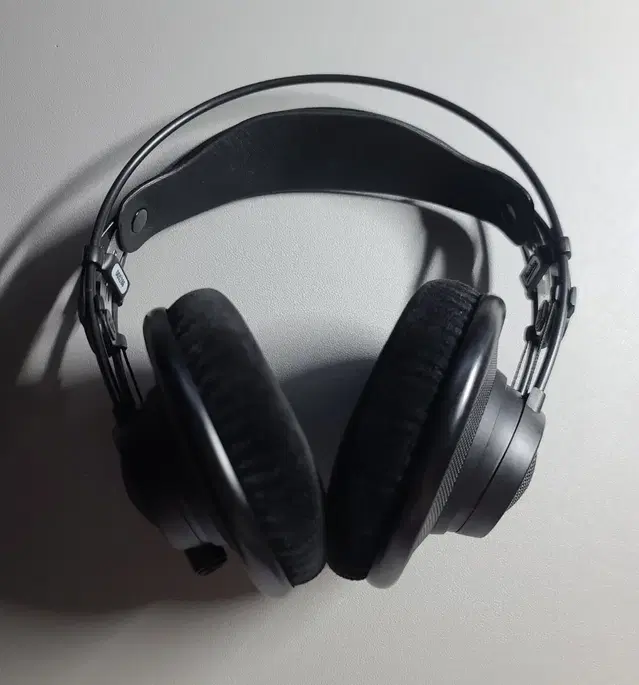 MassDrop AKG K7XX 헤드폰