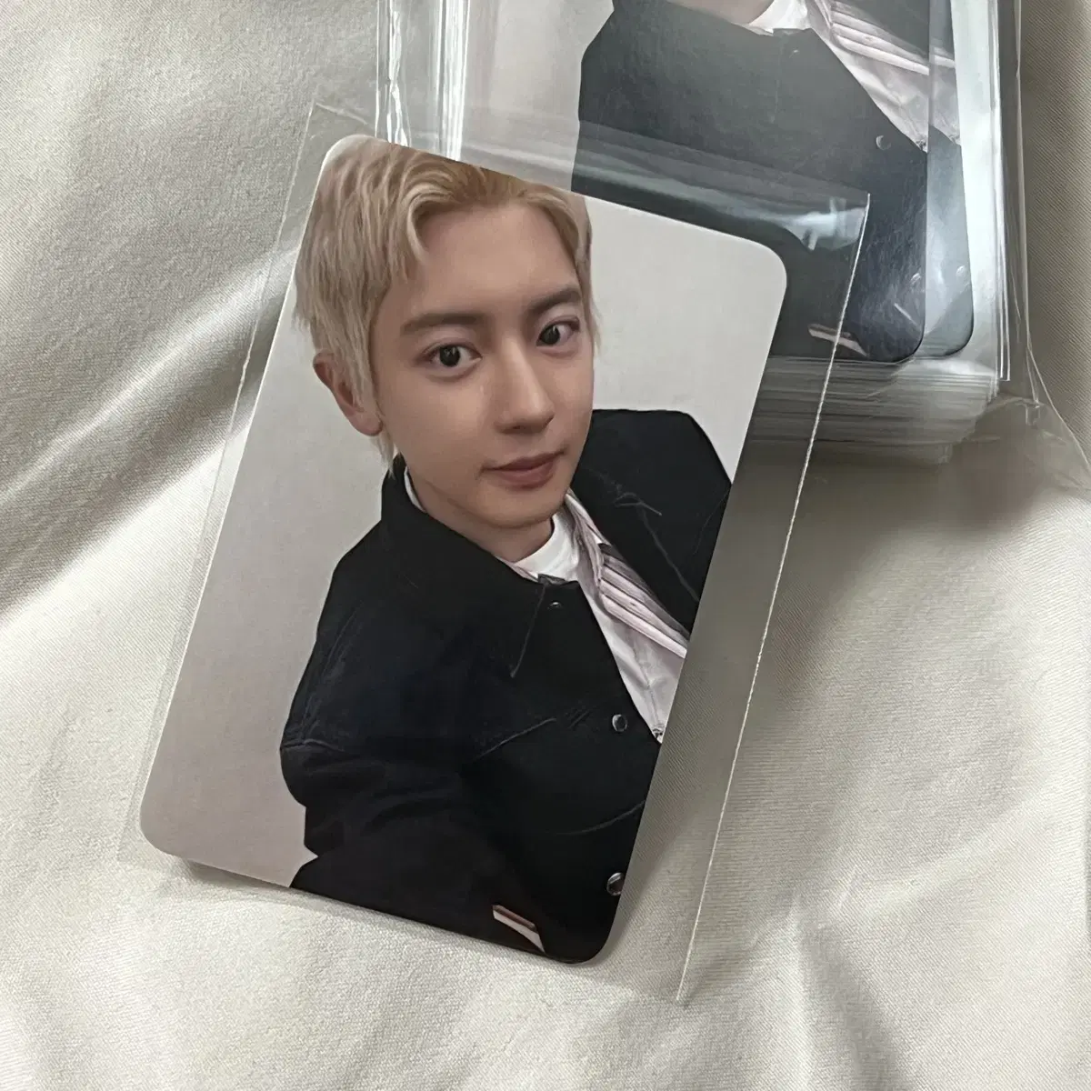 Chanyeol Black Out fansign makestar entry photocard pre-order benefit unreleased photocard