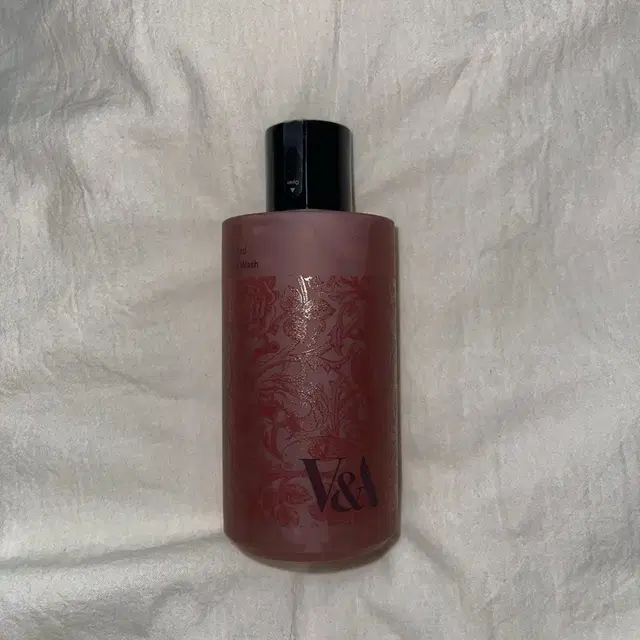 V&A 브이앤에이 센티드 바디 워시 허베이셔스 페탈 200mL 미개봉