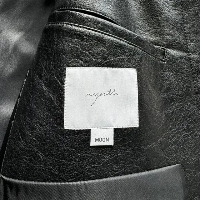 유스(youth) leather coat