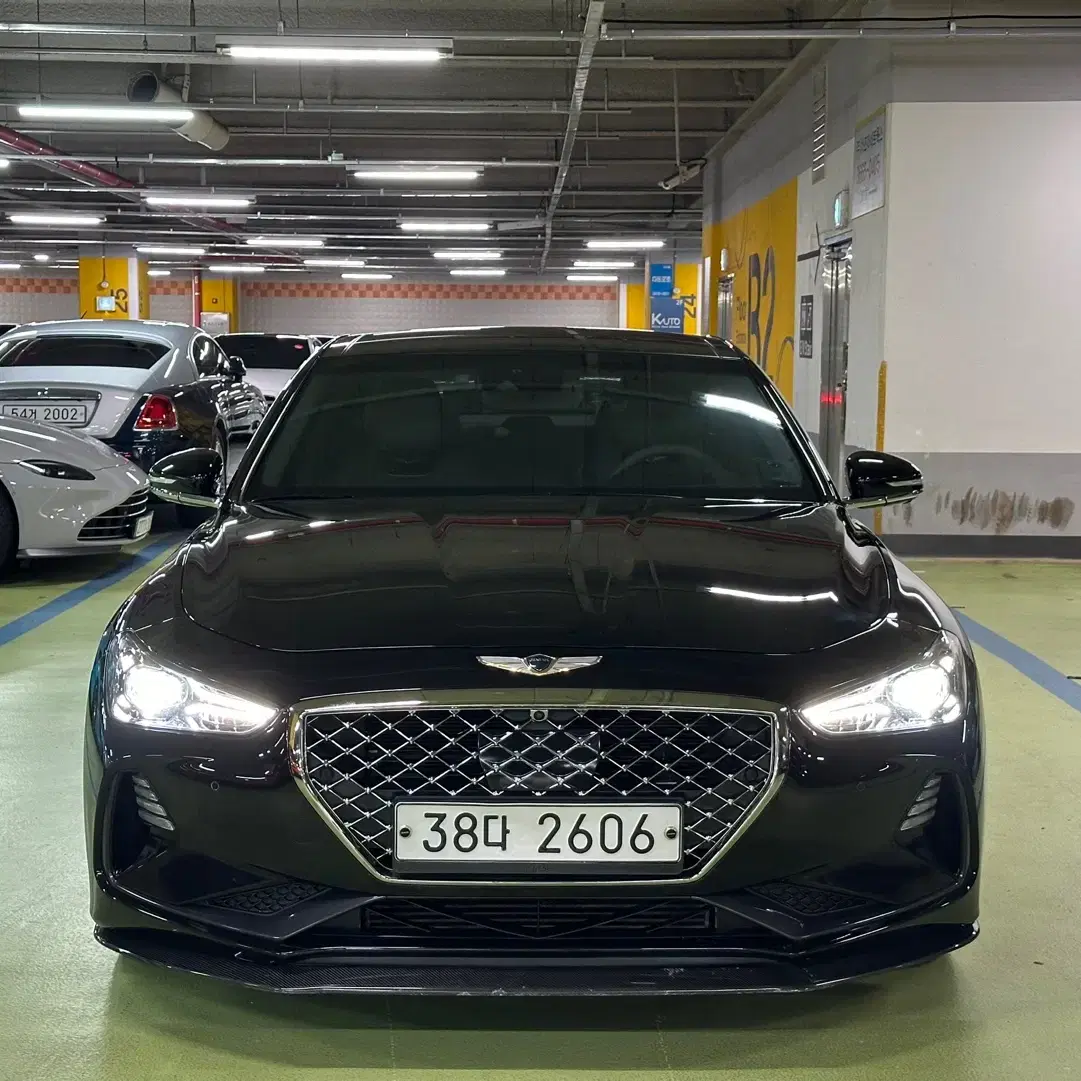 제네시스 g70 2.0t AWD 풀옵션 베이지시트 전국최저가