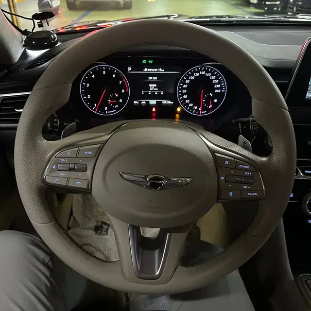 제네시스 g70 2.0t AWD 풀옵션 베이지시트 전국최저가