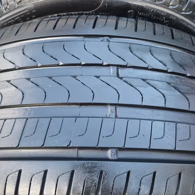 2753519 피렐리 런플렛 중고 2짝 판매 275/35R19