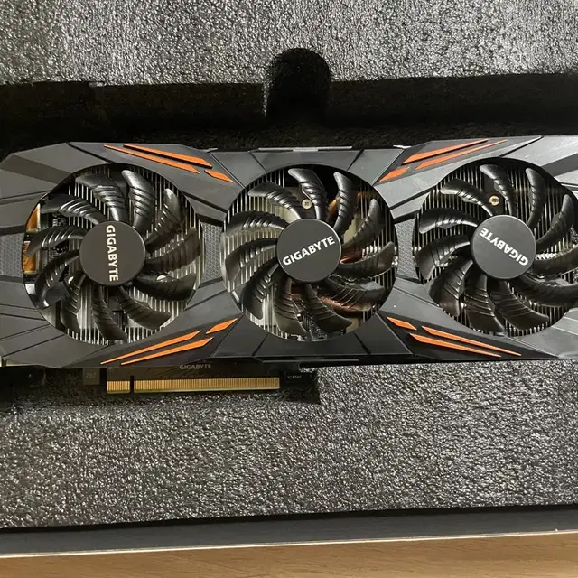 gtx1080 8g 새상품급