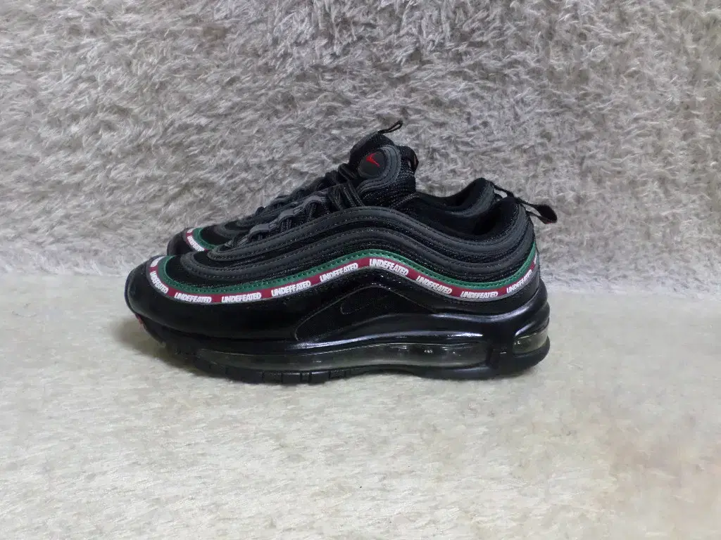 BettyBoomGuess 225 Nike Air Max 97 Unfitted Black Sneakers Used Shoes