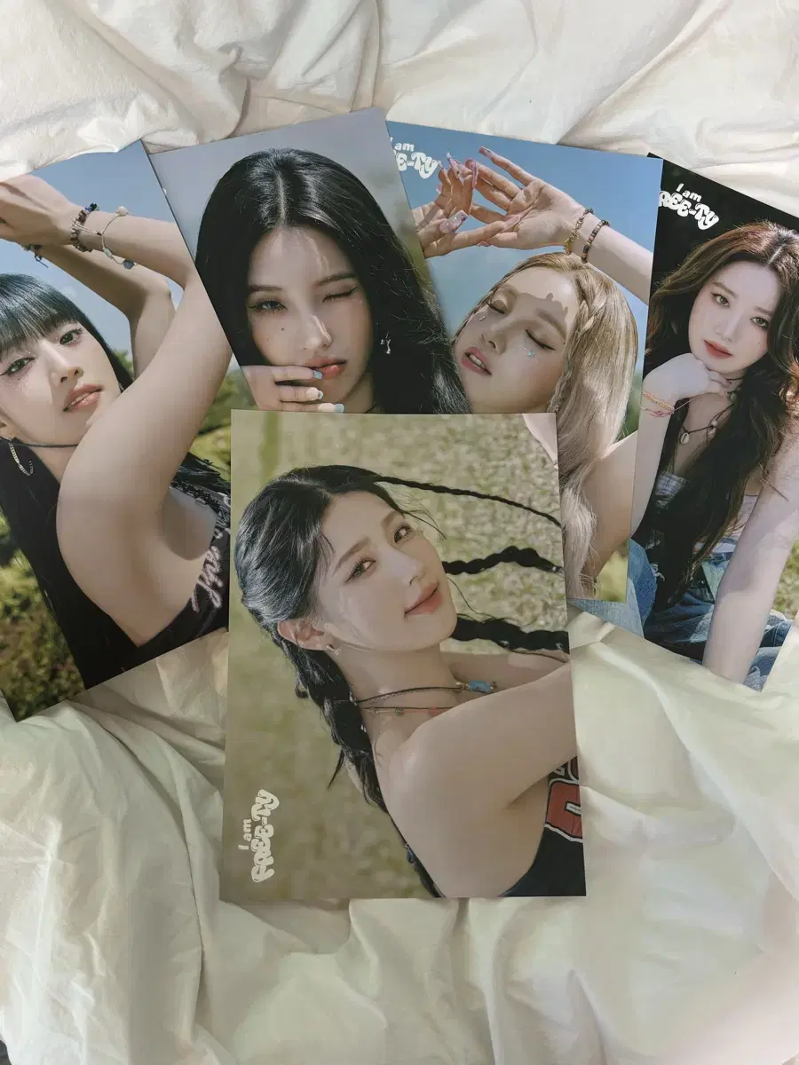 Gidle concert I AM FREE-TY poster