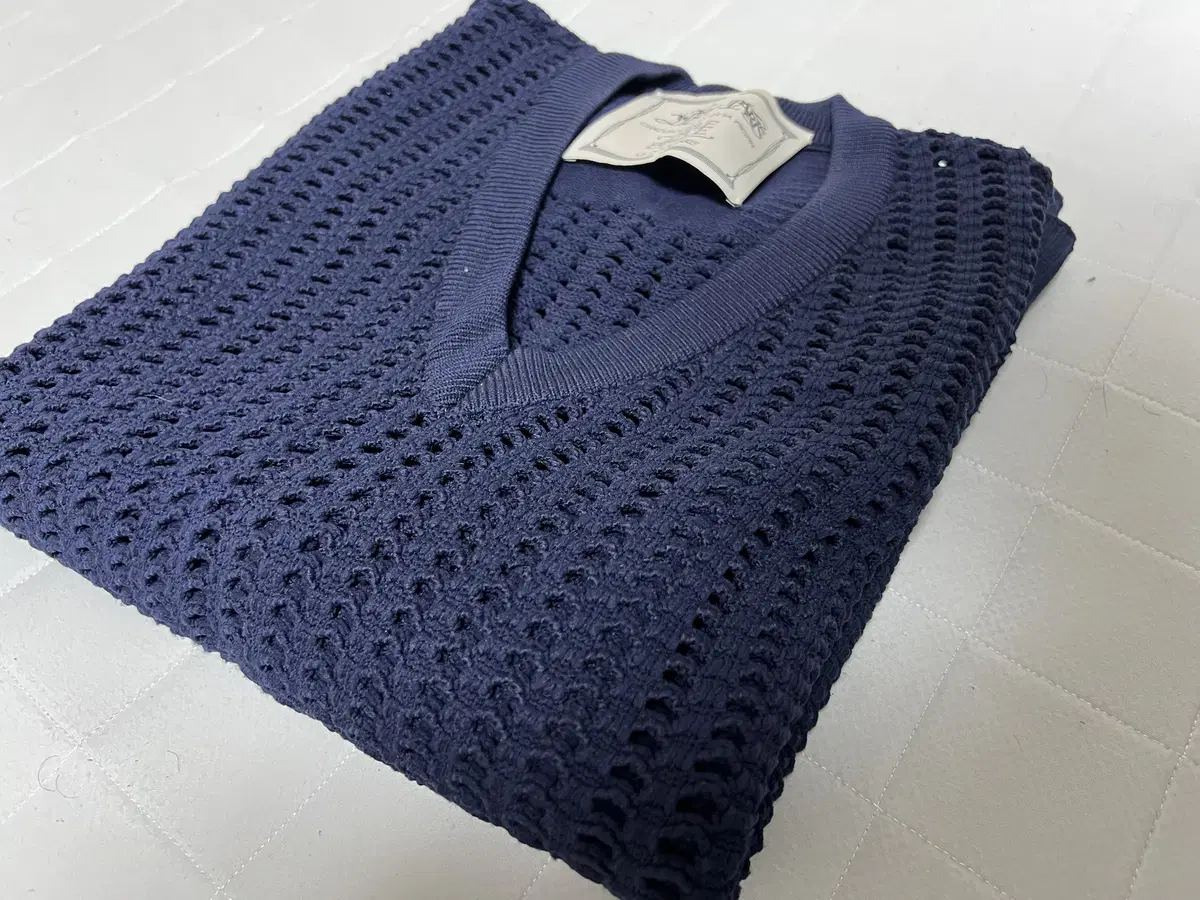 [wooyoung] 22ss open knit vest navy 48