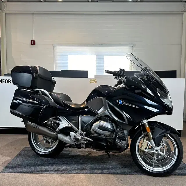 [포밸브] 18년 BMW R1200RT (위탁판매)