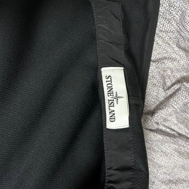 Stone Island 40727 소프트쉘 후드 재킷 (L) S급상태