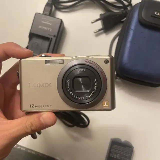 Lumix fx100 디지털카메라 풀박스