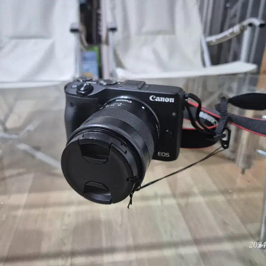 캐논 미러리스 카메라 EOS M3 (렌즈 포함)판매합니다