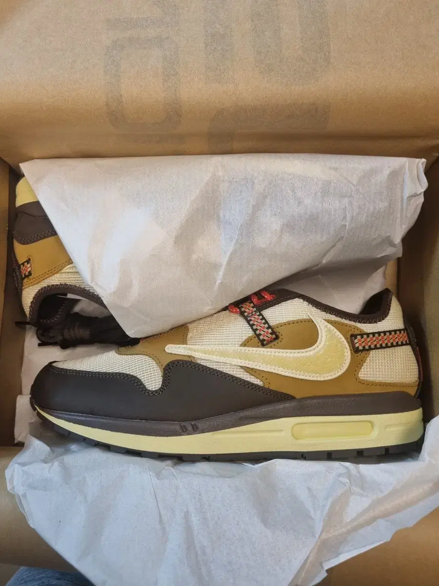 Nike x Travis Scott Air Max 1 Cact.us Br