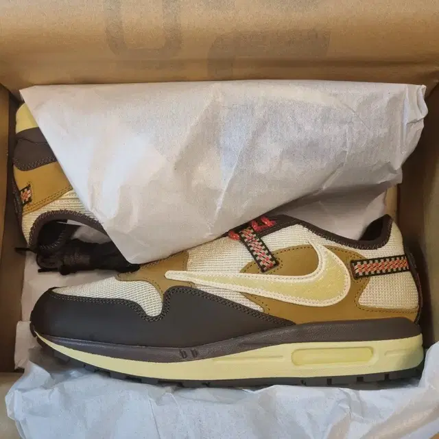 Nike x Travis Scott Air Max 1 Cact.us Br