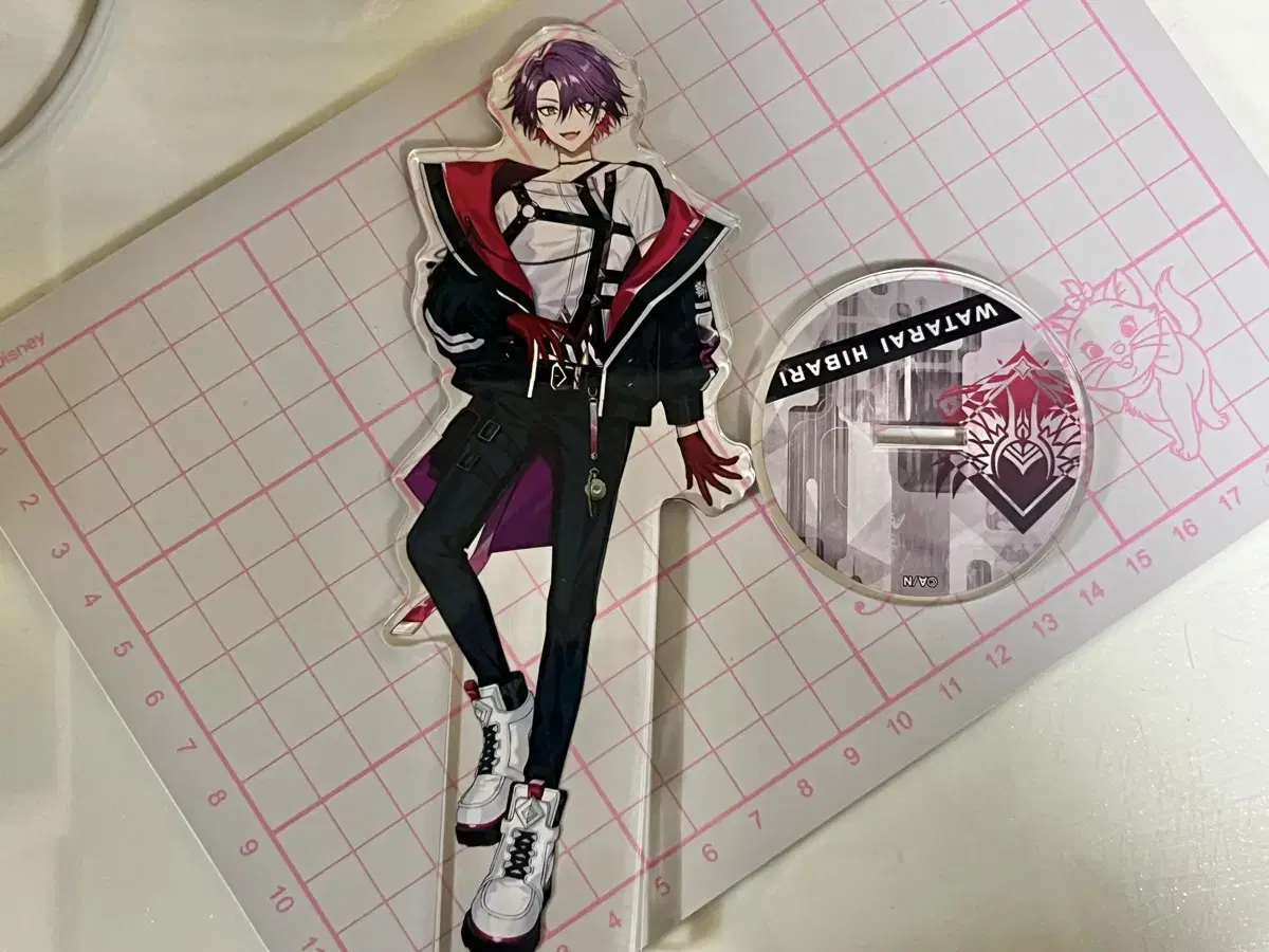 NIJISANJI Vortexion Watarai Hibari acrylic stand Merchandise