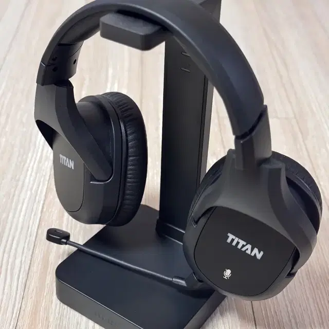 TITAN WH7 무선 게이밍 헤드셋