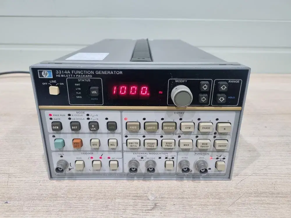 HP 3314A Function Generator 함수발생기