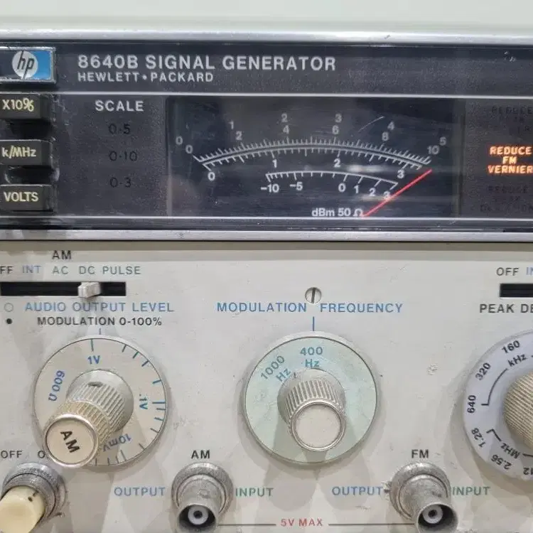 HP 8640B Signal Generator 신호발생기