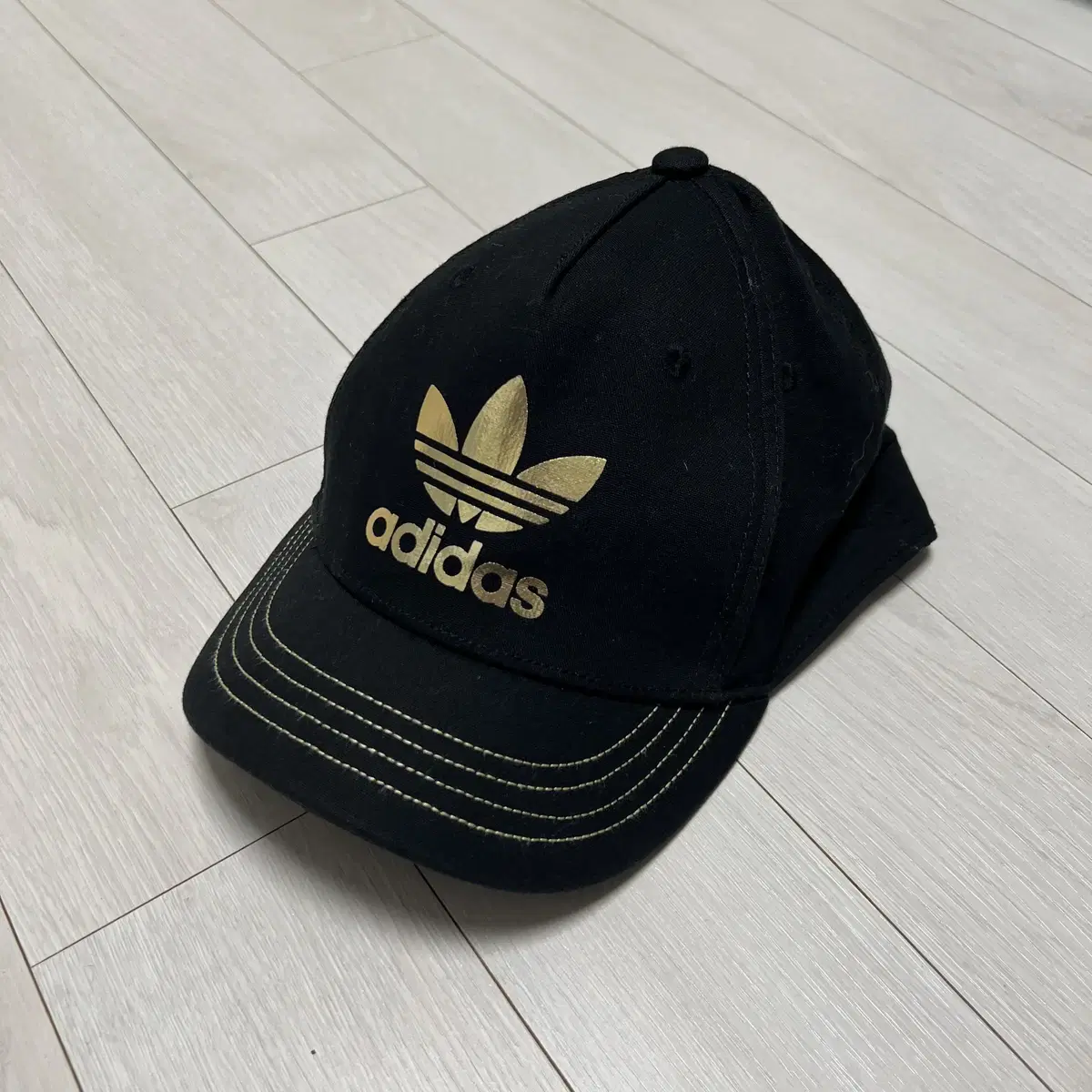 아디다스 파이어버드 골드캡 Adidas FireBird Gold Cap