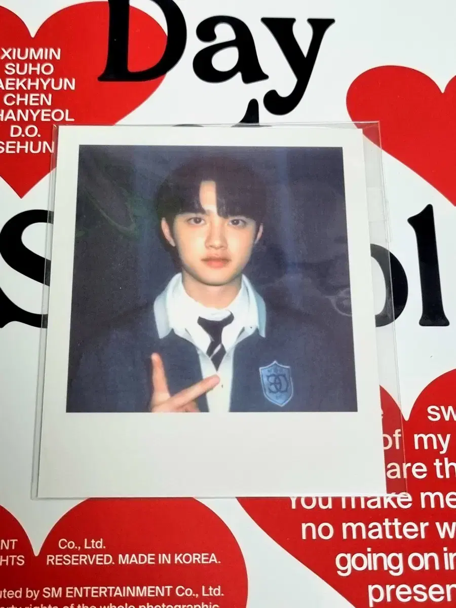 Price drop)exo 2024 seasons greetings season's greetings d.o. polaroid