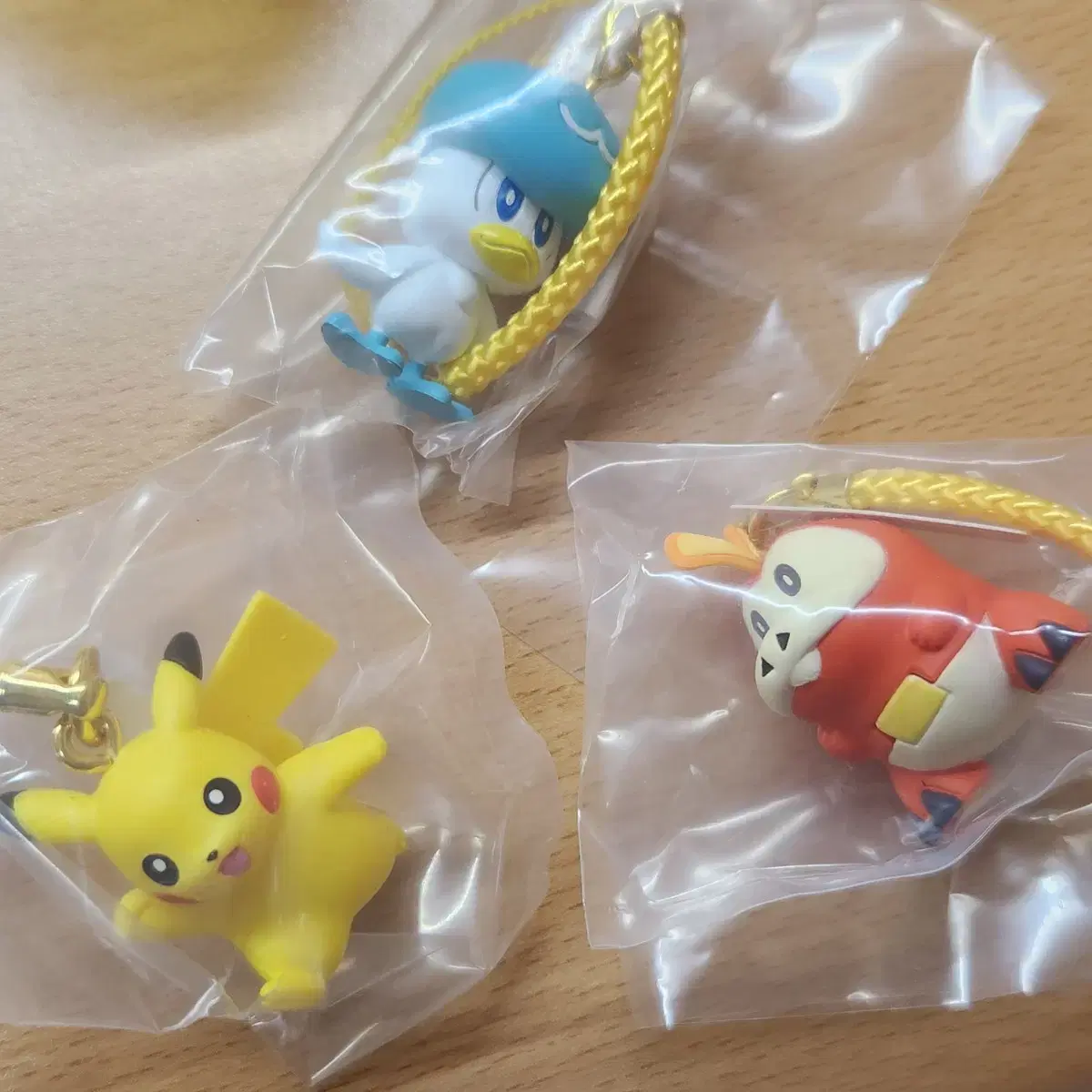 Pokémon PaleaFat Strap Mascot Gacha Pikachu Kwax Naoha