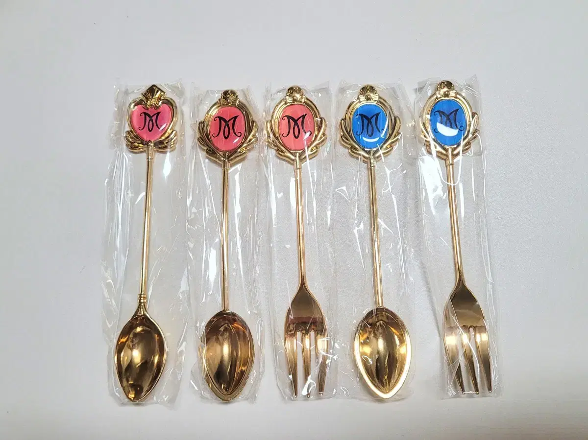 Dreamy Patisserie l Spoon Fork Dreamy Sweet Fairy Sweet Queen