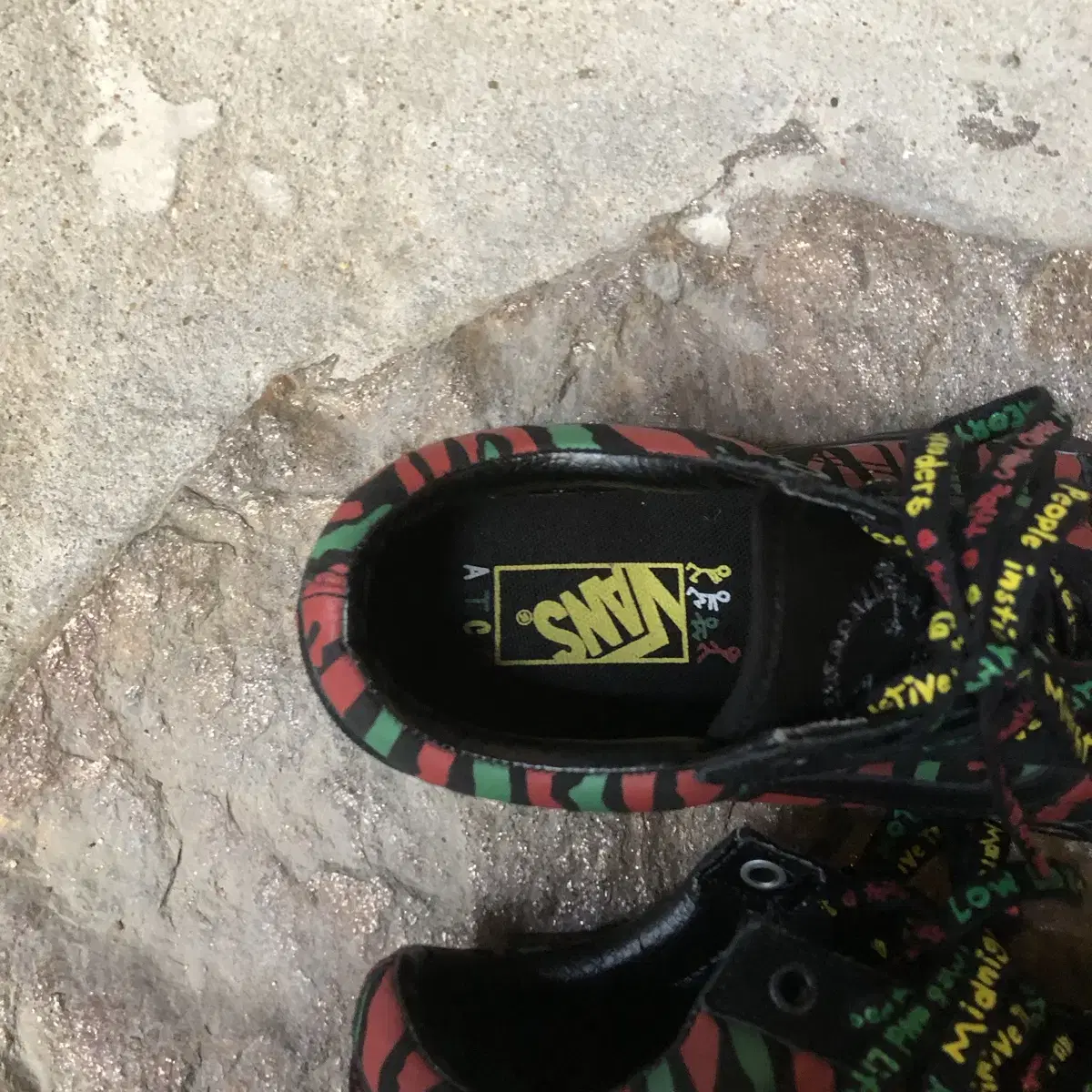 Vintage Vans X A Tribe Called Quest Ol