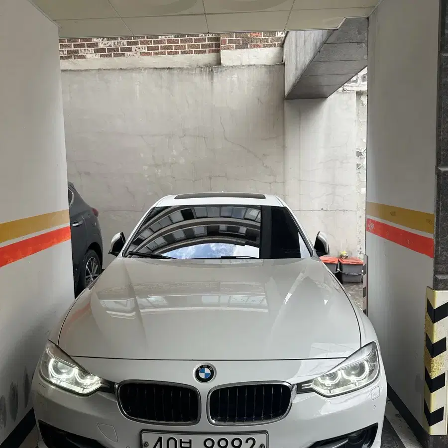 BMW F30 320i 스포츠 판매합니다(개인)