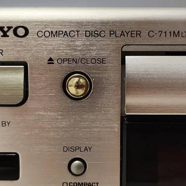 온쿄 COMPAC DISC PLAYER C-711M LTD