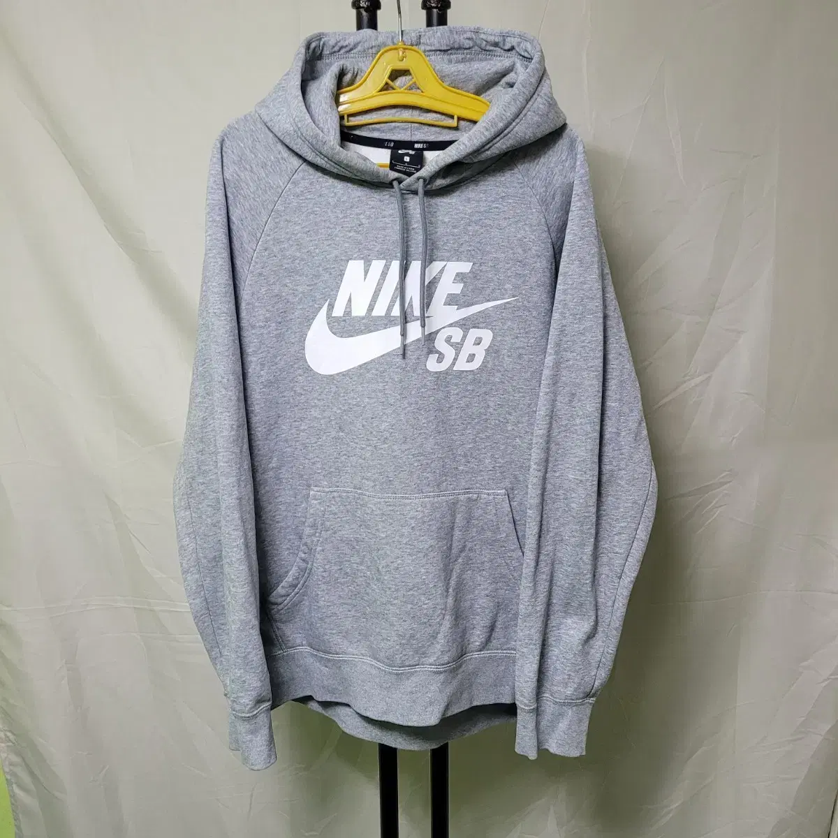 Wayyutsu Men's L Nike SB Hoodie