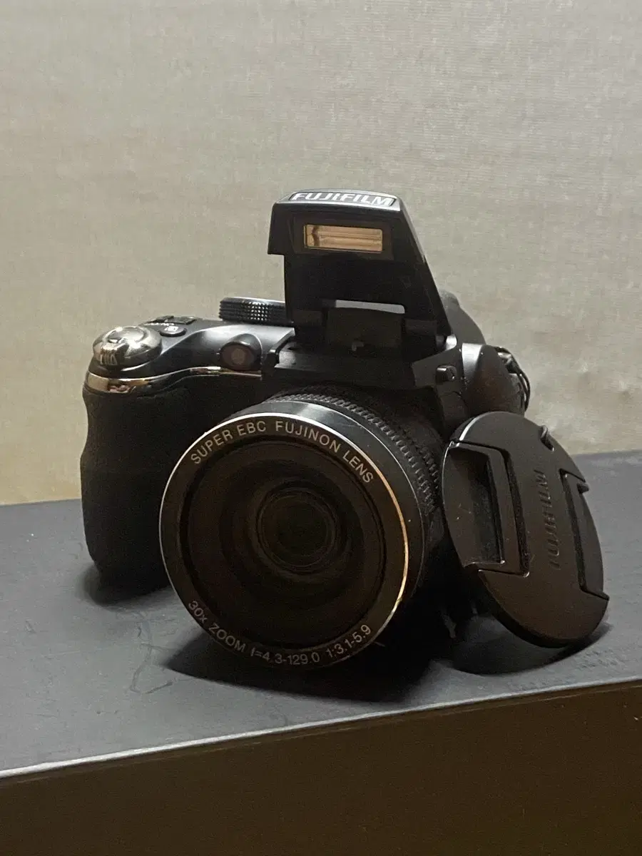 Fujifilm FinePix S4900