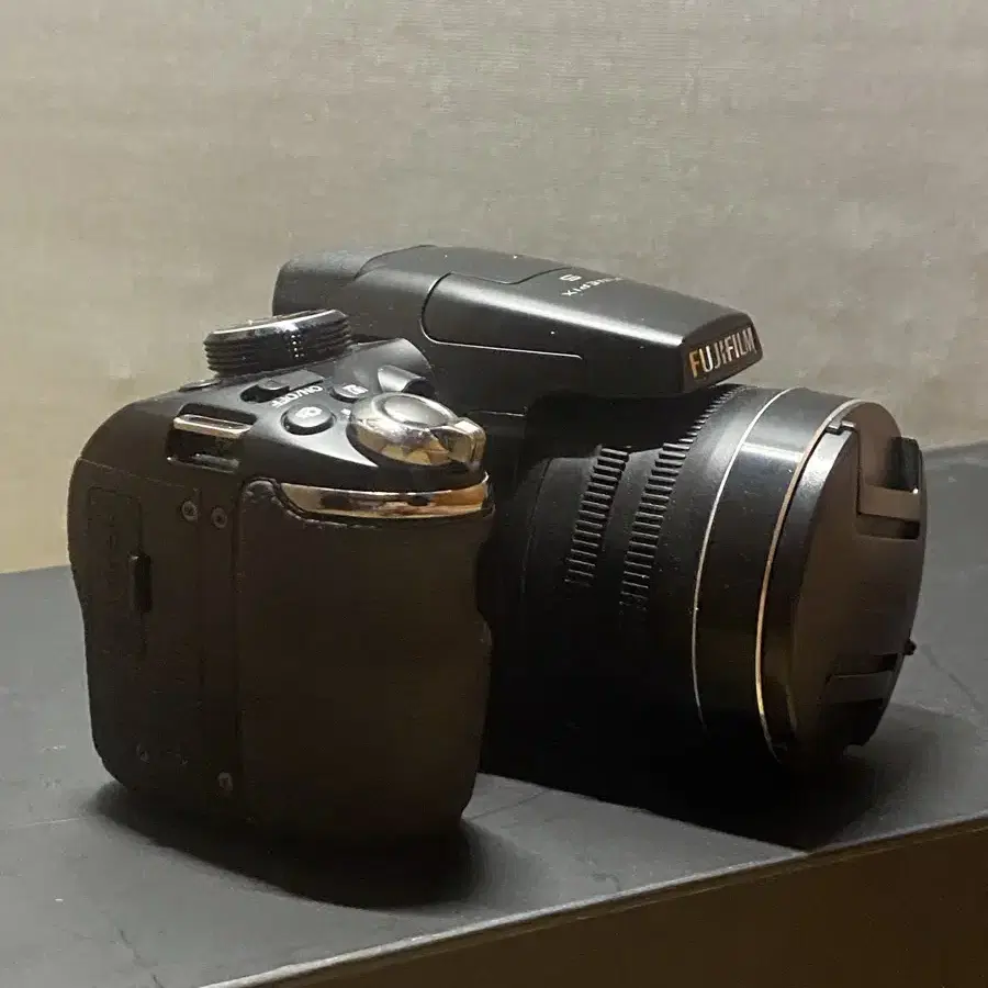 Fujifilm FinePix S4900