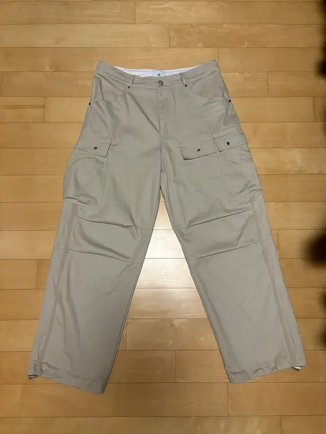 Hae.a Twill cargo pants beige 1size