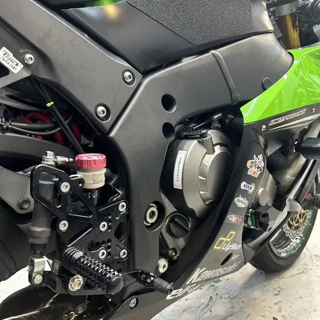 (S급관리상태)2014년식 가와사키 닌자 zx-10r 요시무라 풀배기