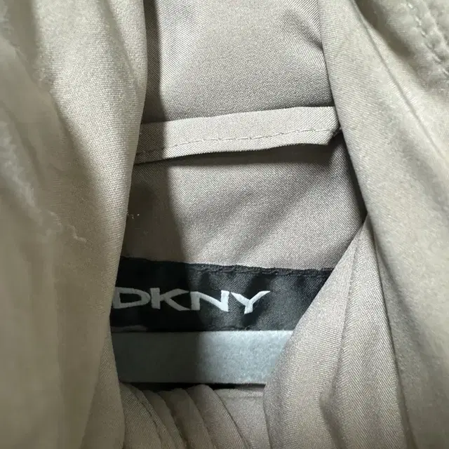 DKNY 패딩