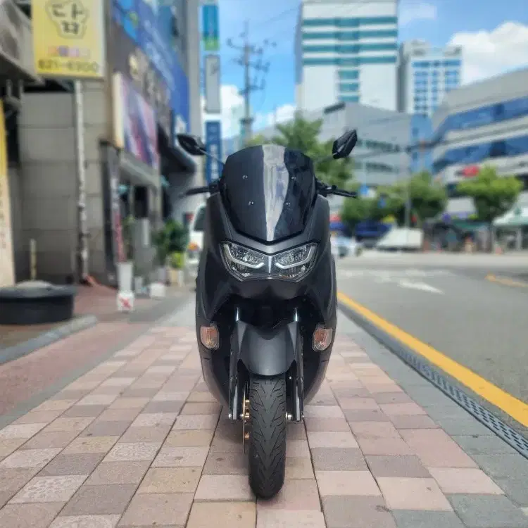 센터판 A급 야마하 N맥스 판매합니다.