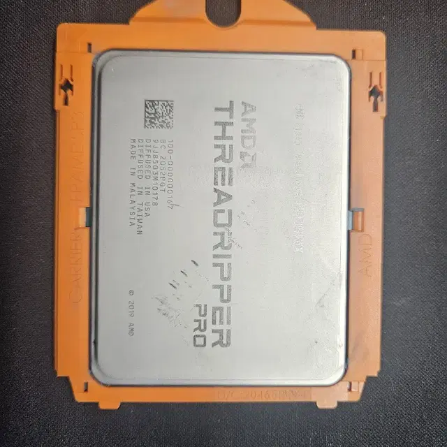 AMD 쓰레드리퍼3955 wx pro 16코어