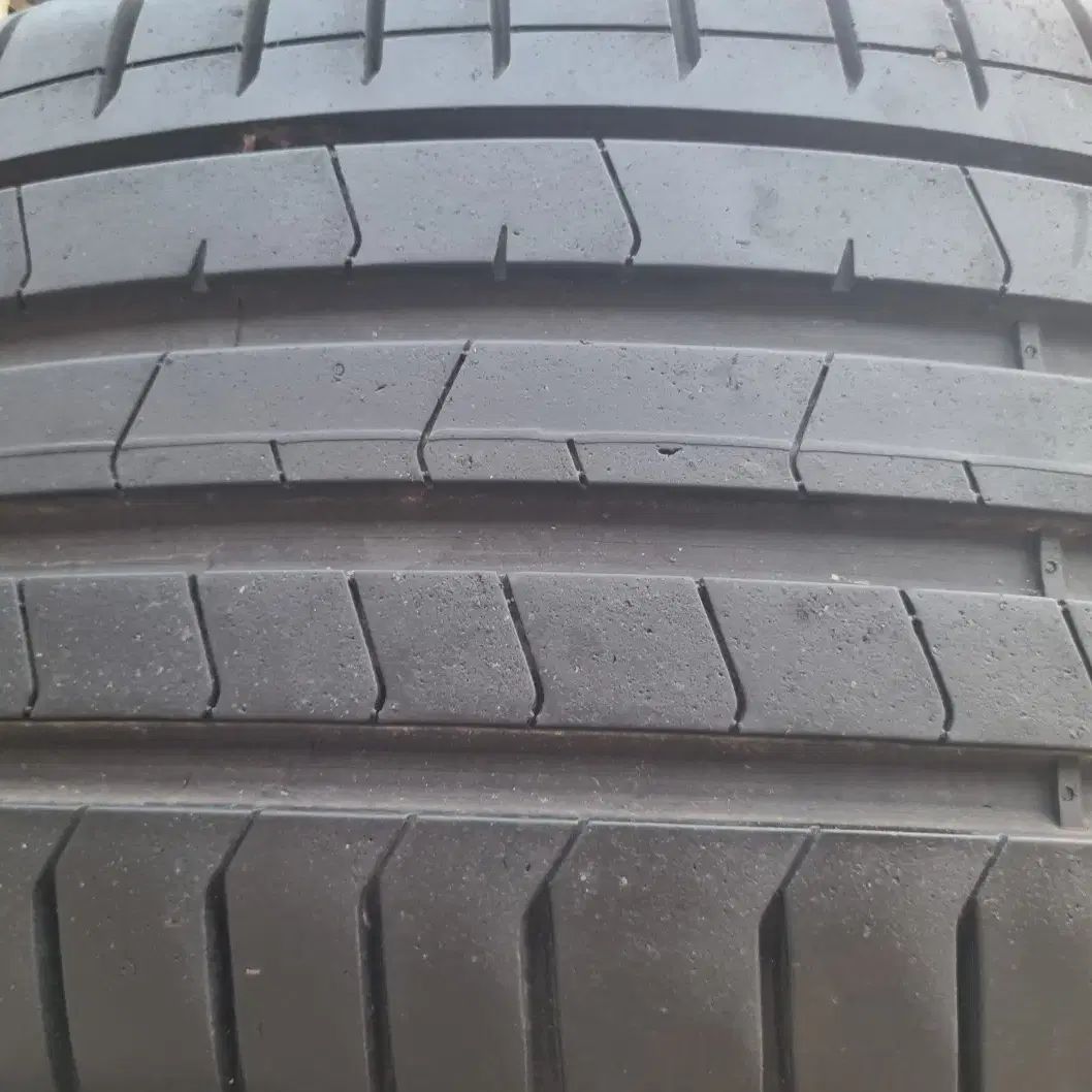 [인천중고타이어] 245/40R19 피렐리타이어 피제로 2454019중고