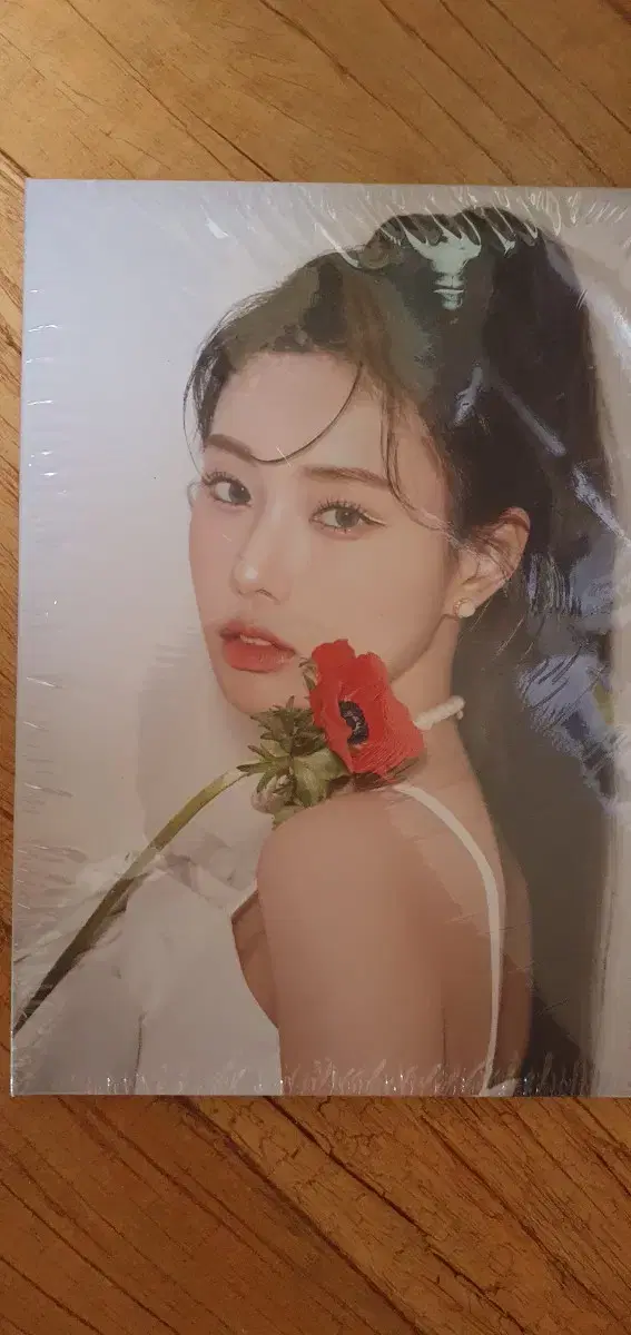 Hyewon Kang W album sealed sells